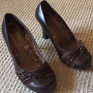 Mudd size 6.5 brown heels